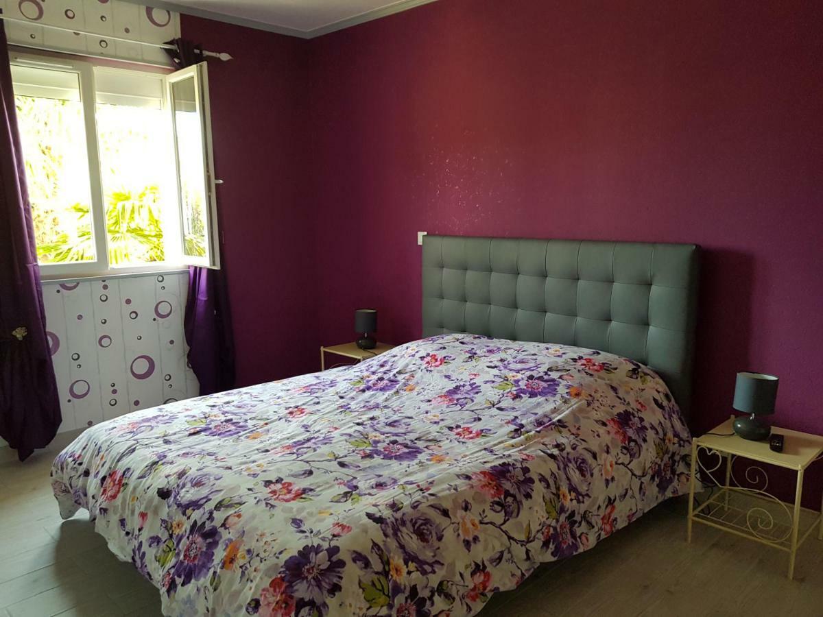 19 Rue Du Cadran Apartment มองต์มอริญอง ภายนอก รูปภาพ