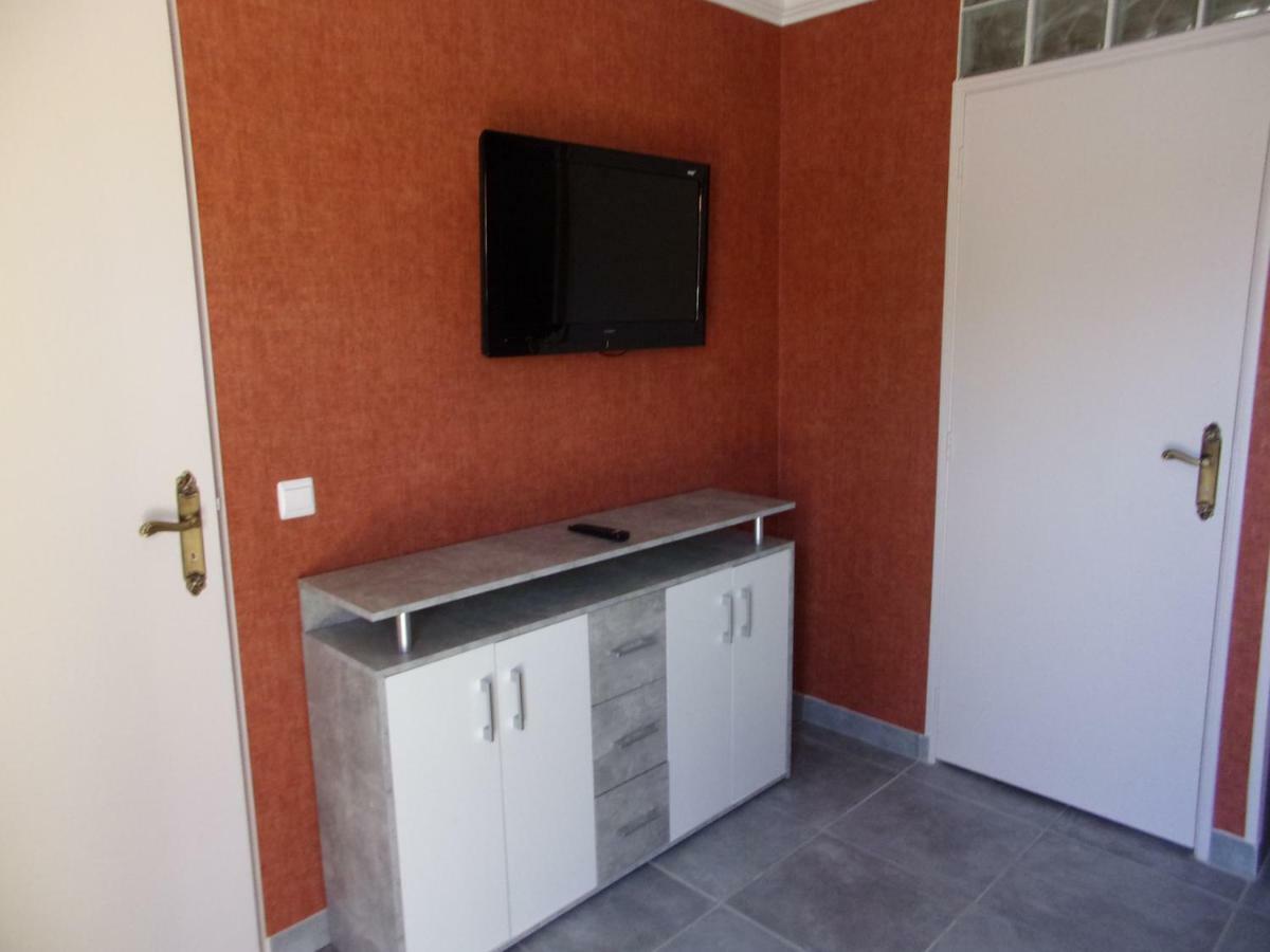 19 Rue Du Cadran Apartment มองต์มอริญอง ภายนอก รูปภาพ